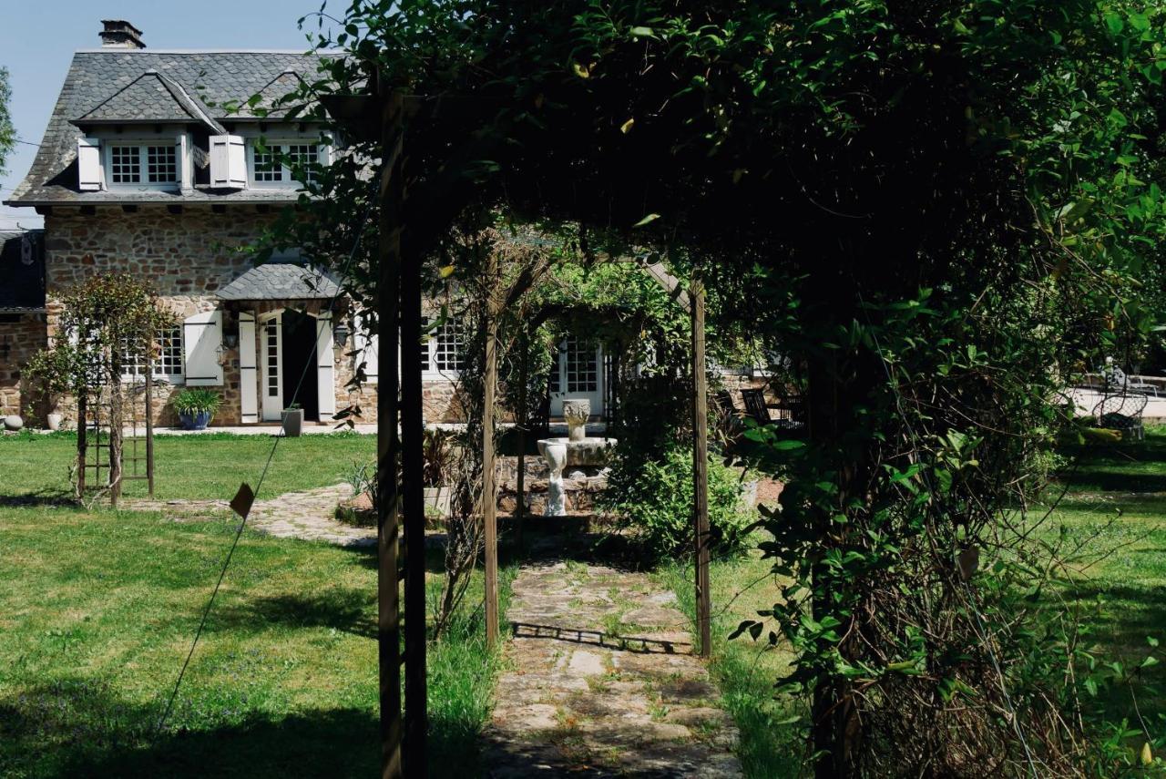 Manoir De Chantemerle Sainte-Fortunade Esterno foto